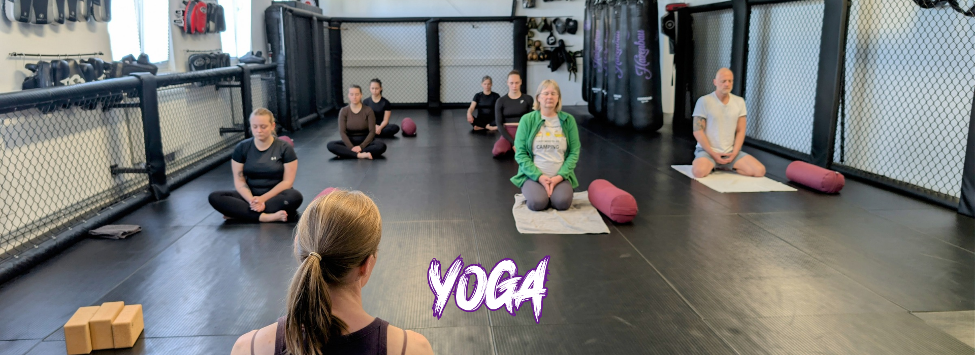Header_Yoga.png